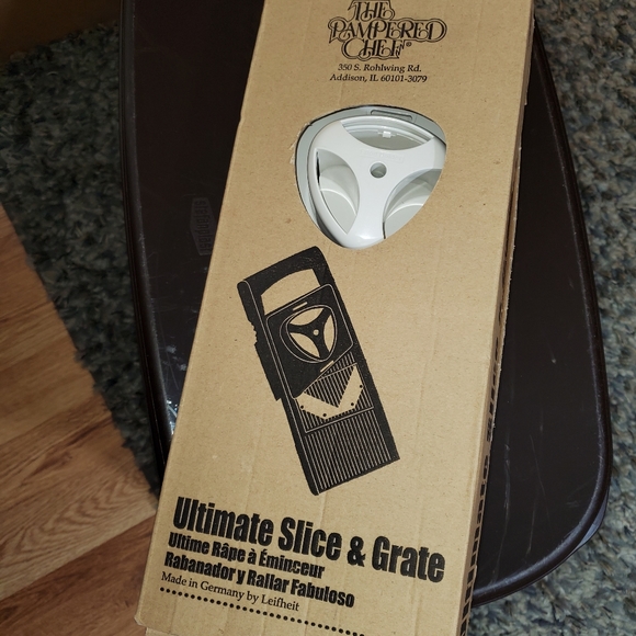 Pampered Chef Other - PAMPERED CHEF ULTIMATE SLICE & GRATE